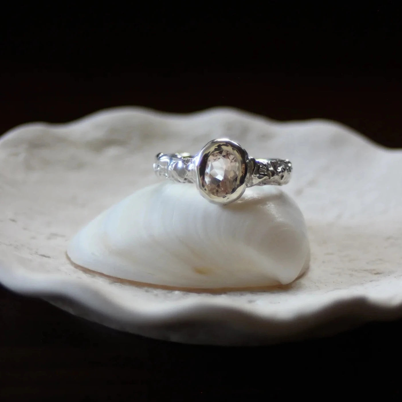 Ring with Morganite gem