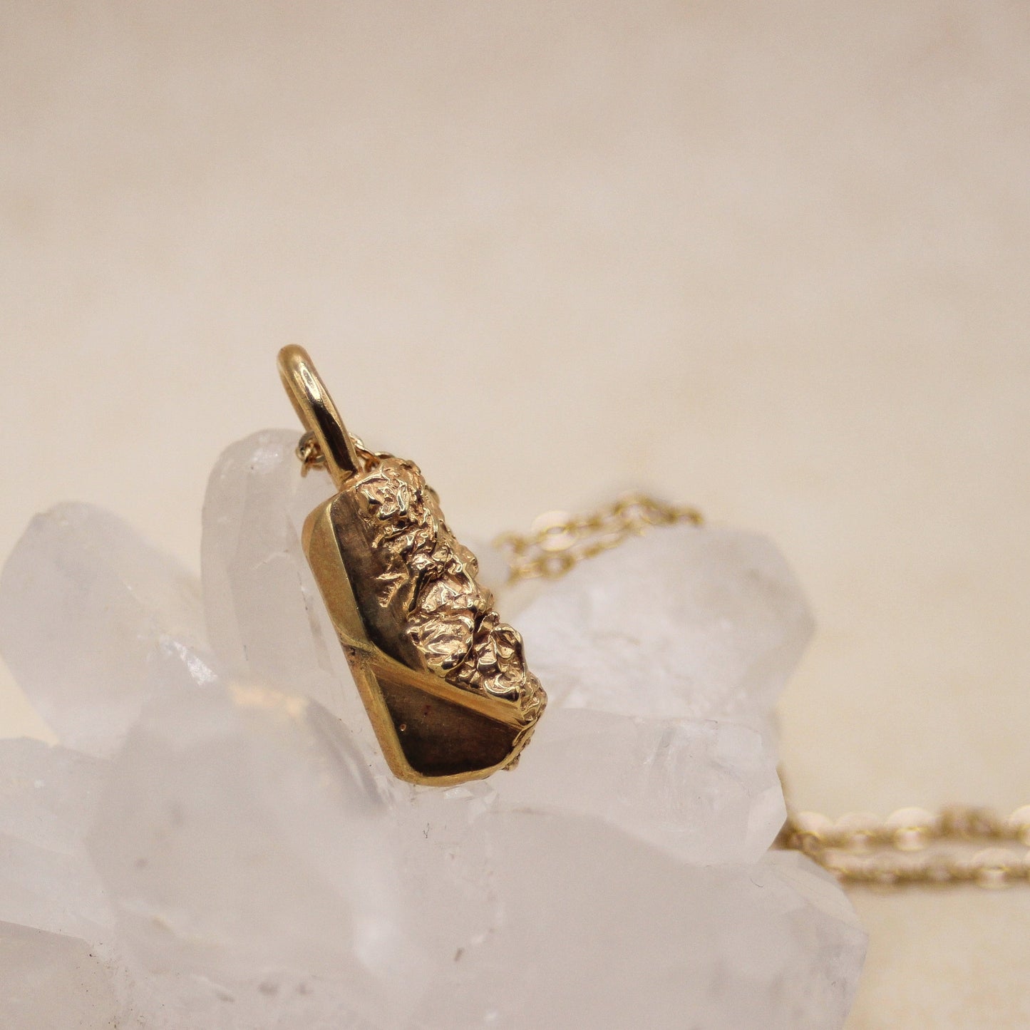 Contemporary pendant