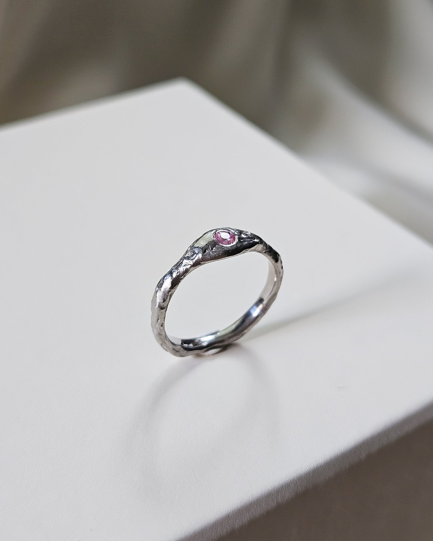 Lidia ring with sapphire