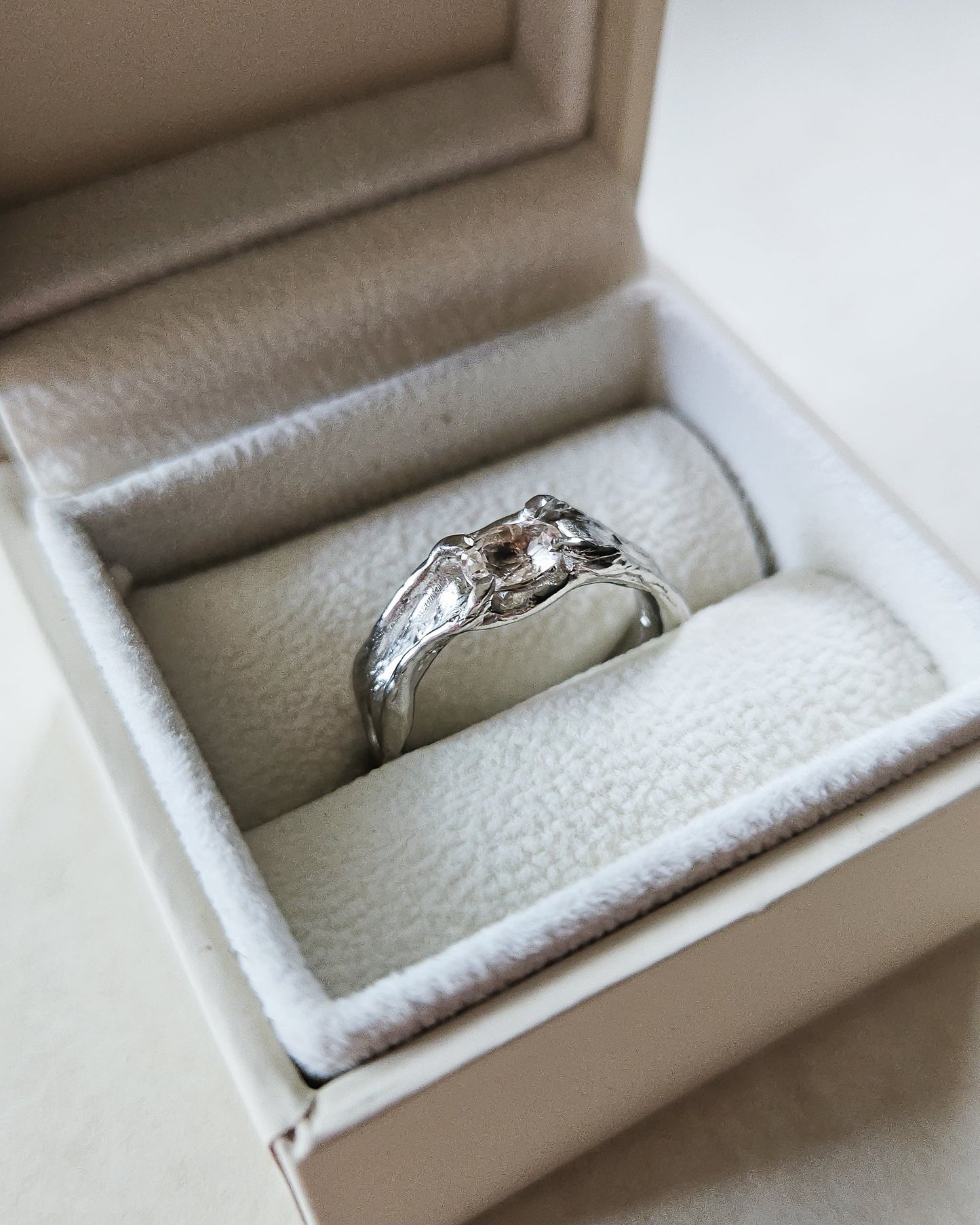 Kawa Ring with Morganite