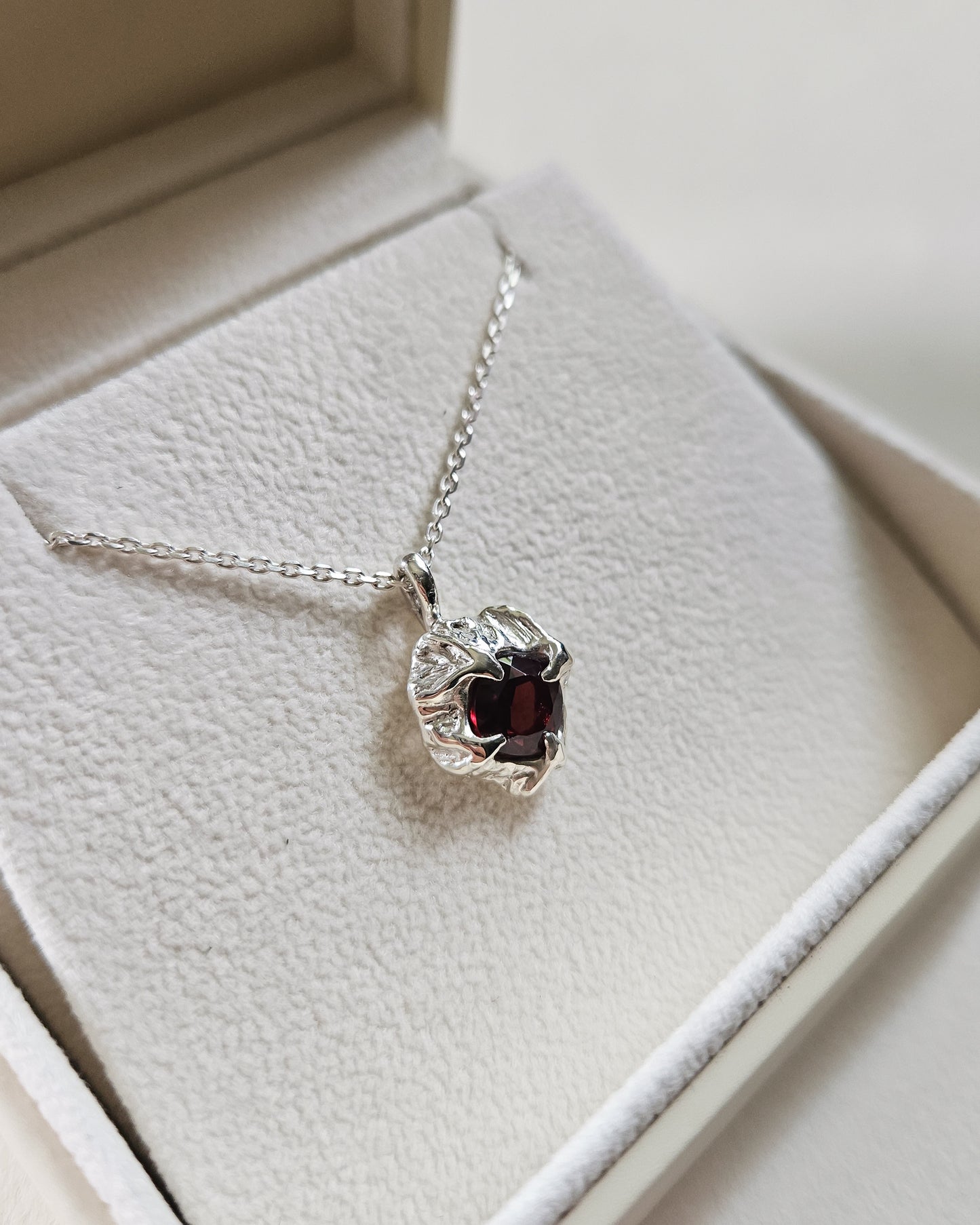 Serein pendant
