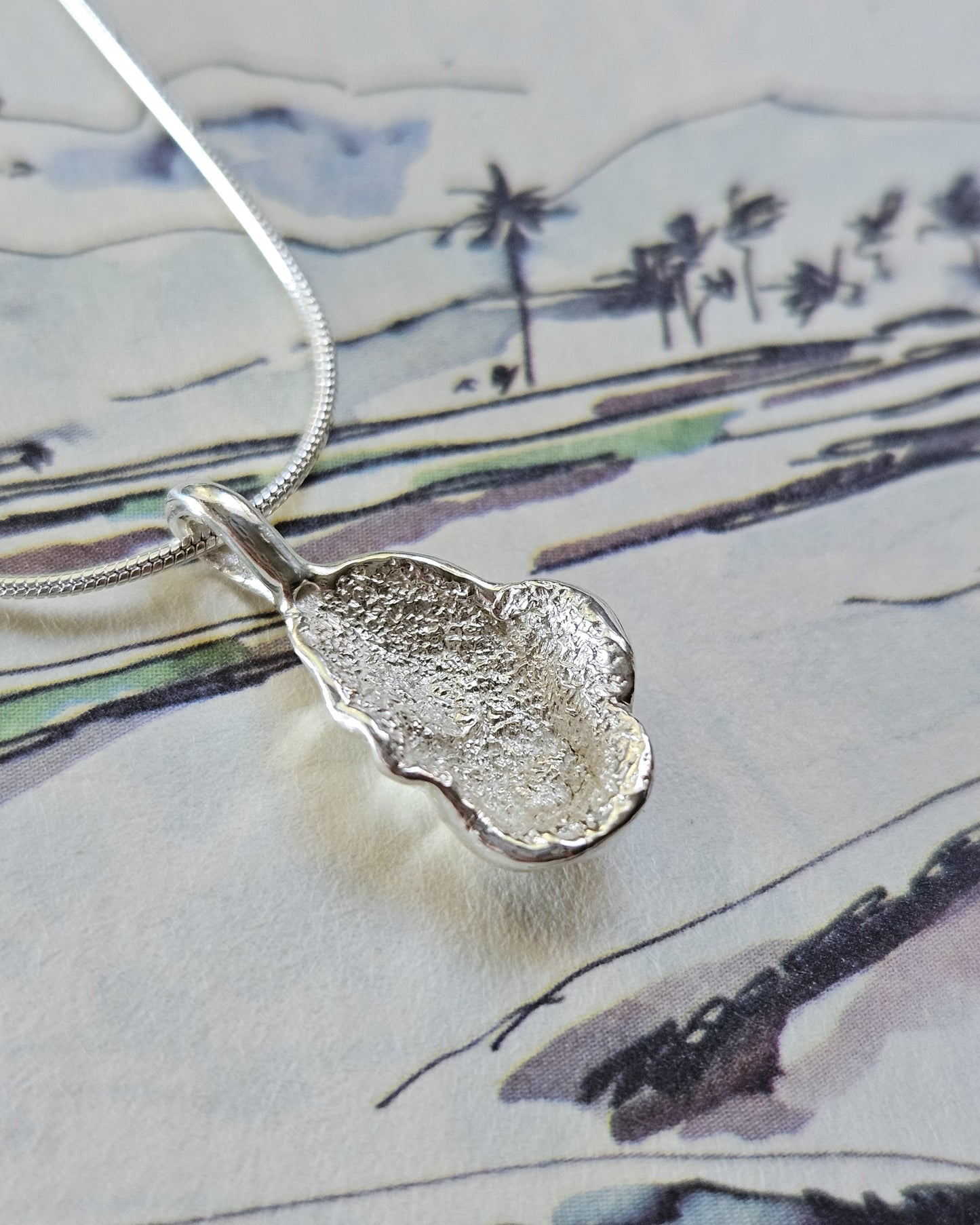 Kerang pendant
