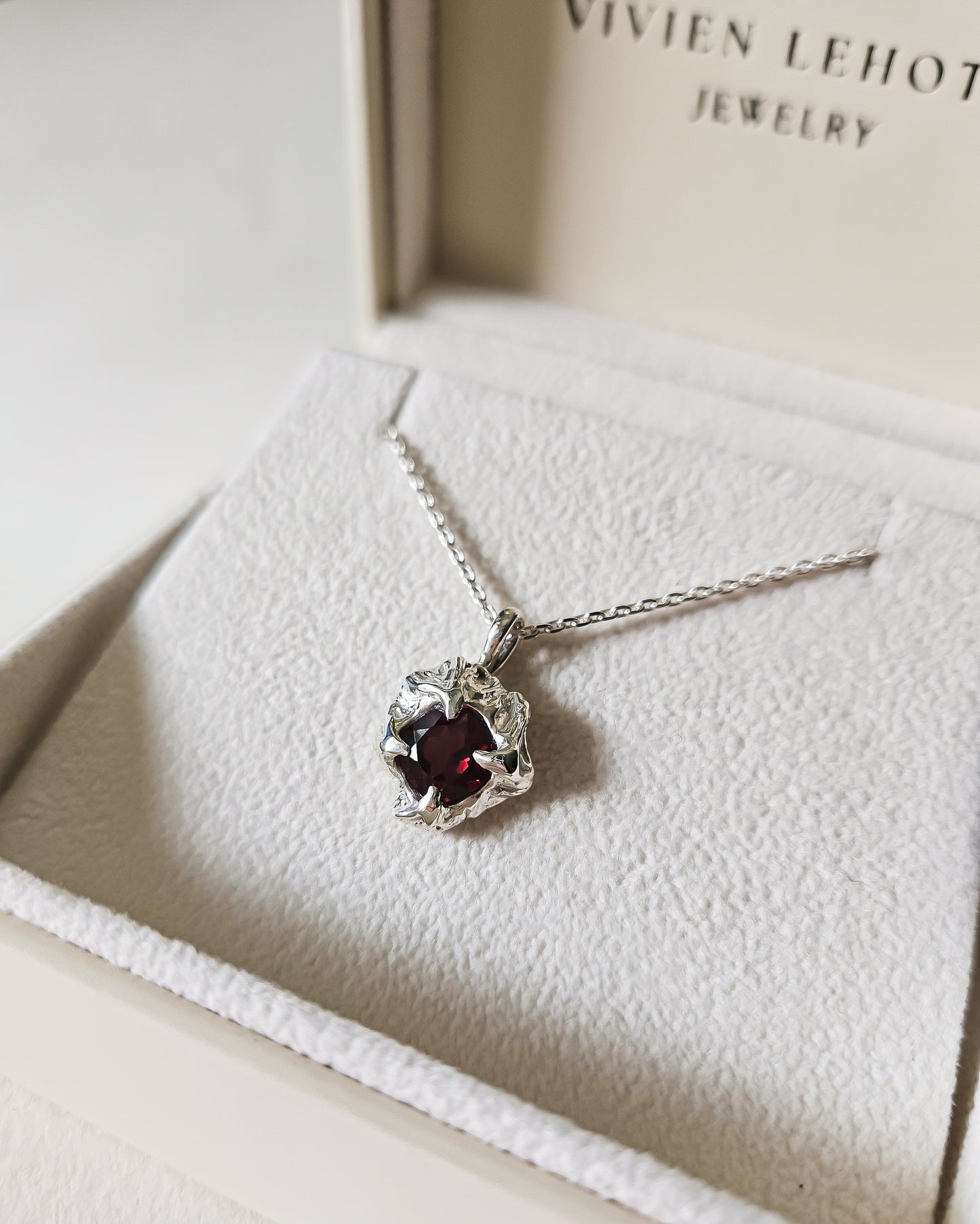 Serein pendant